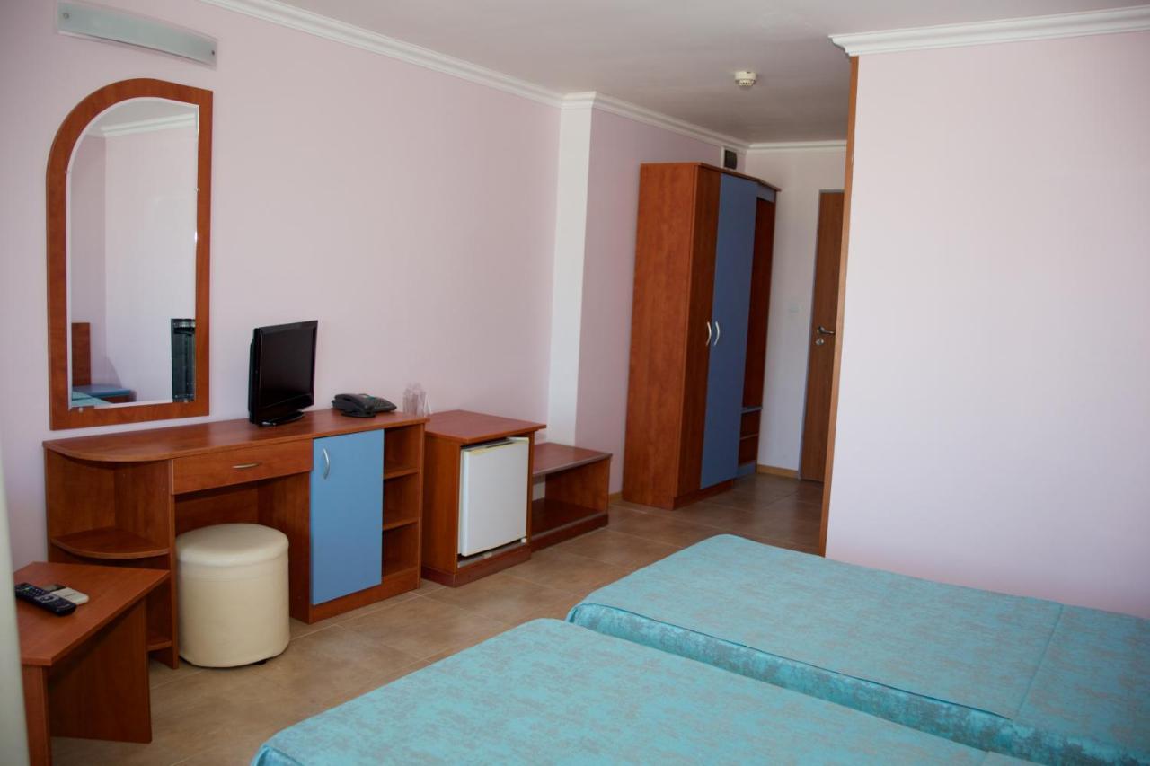 Twin Room Extra Bed