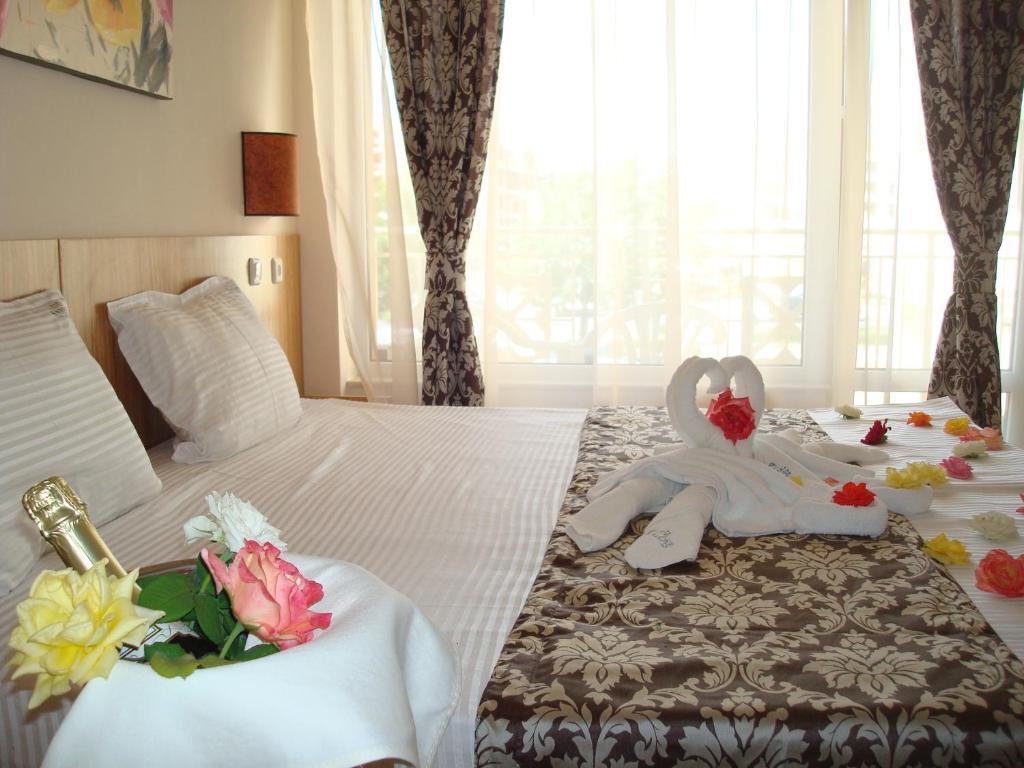 One-Bedroom Suite Balcony,64178704:JPEG